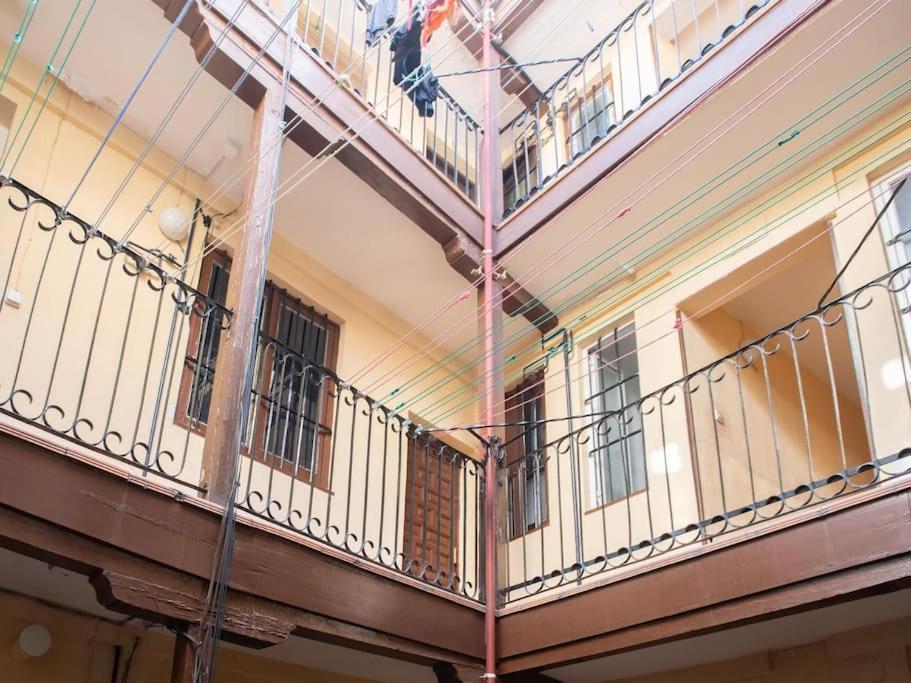 Apartamento A 2 Minutos De Lavapies, Madrid Appartement Buitenkant foto